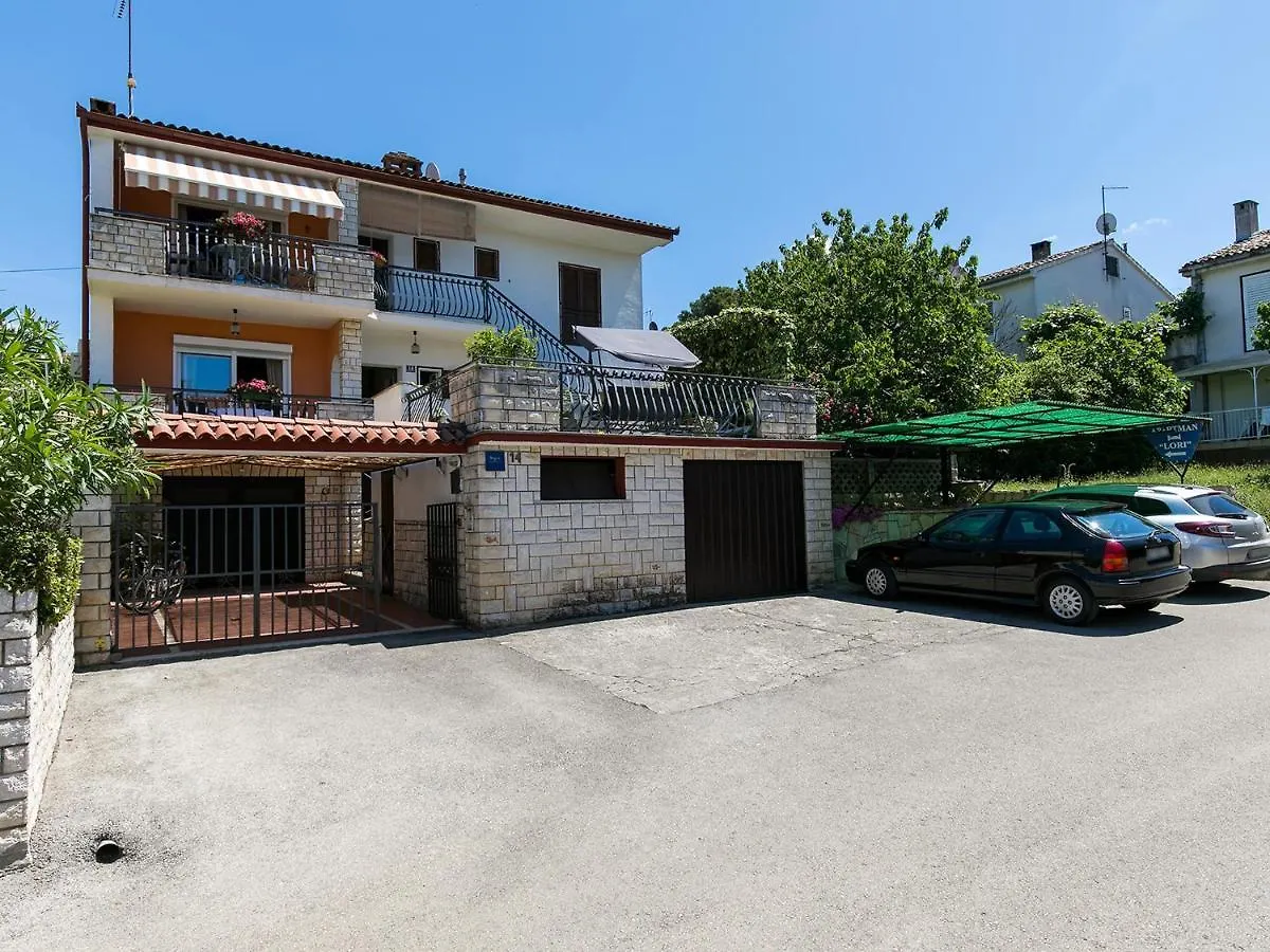 Apartments With A Parking Space Porec - 6922