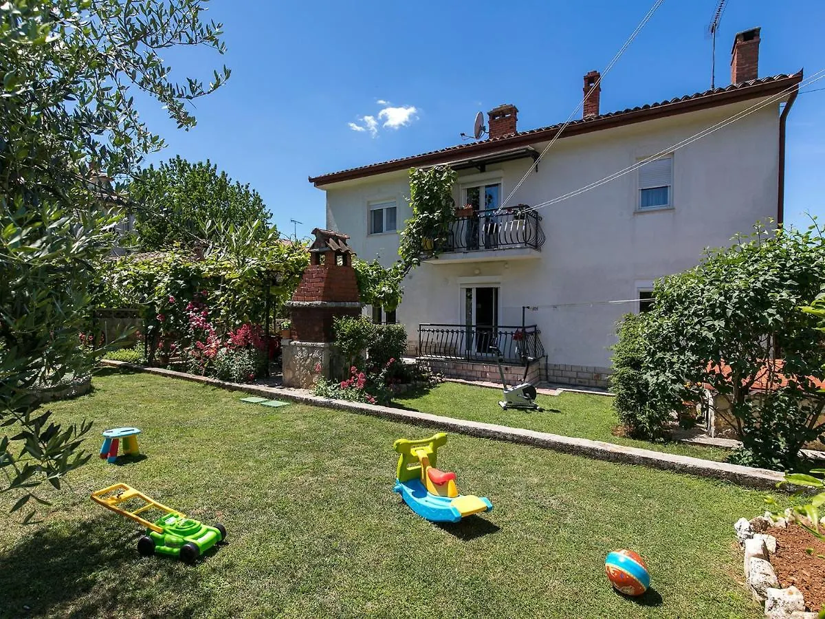 Apartments With A Parking Space Porec - 6922 Croatia
