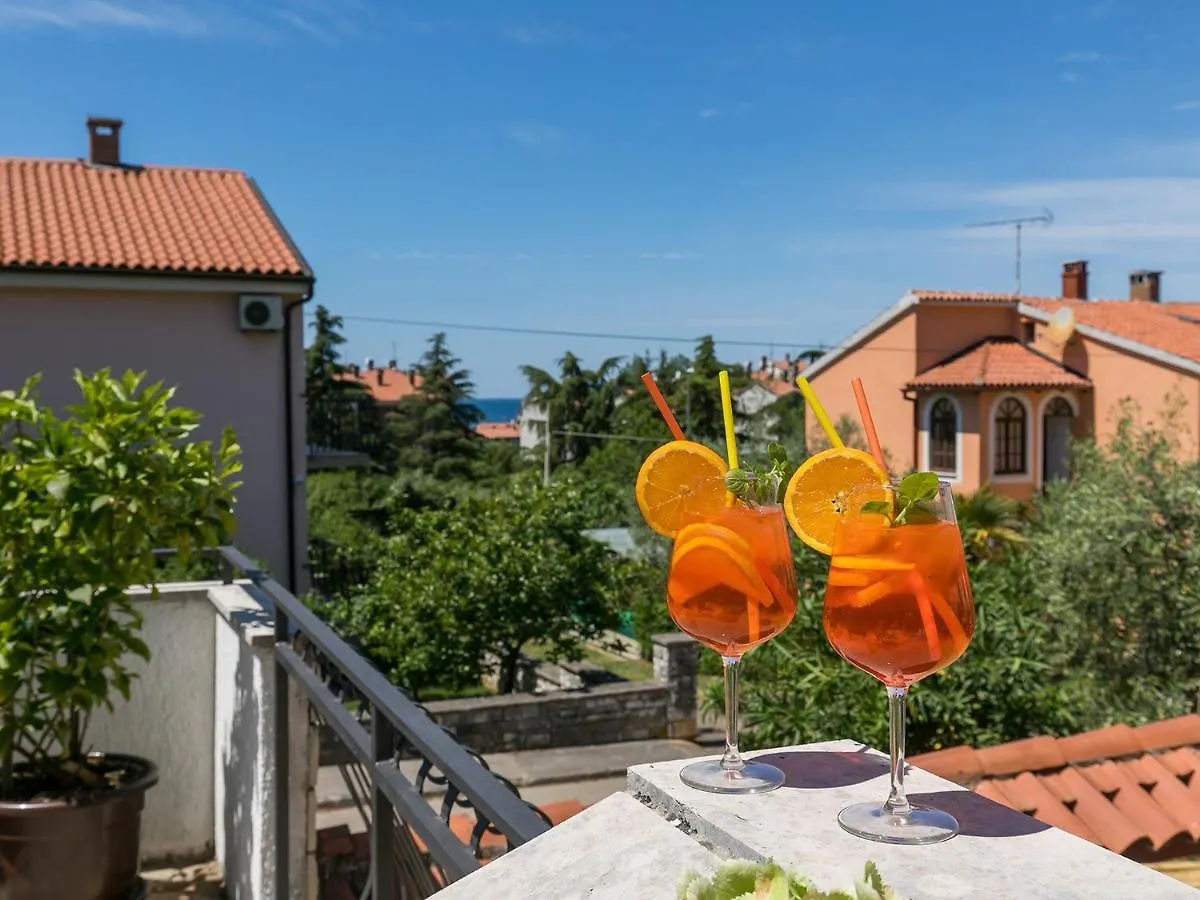 Apartments With A Parking Space Porec - 6922